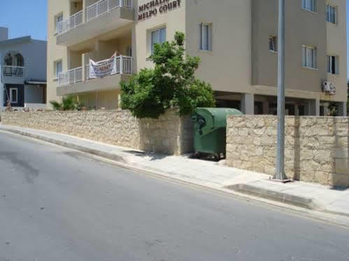 Melpo Court Geroskipou Exterior foto